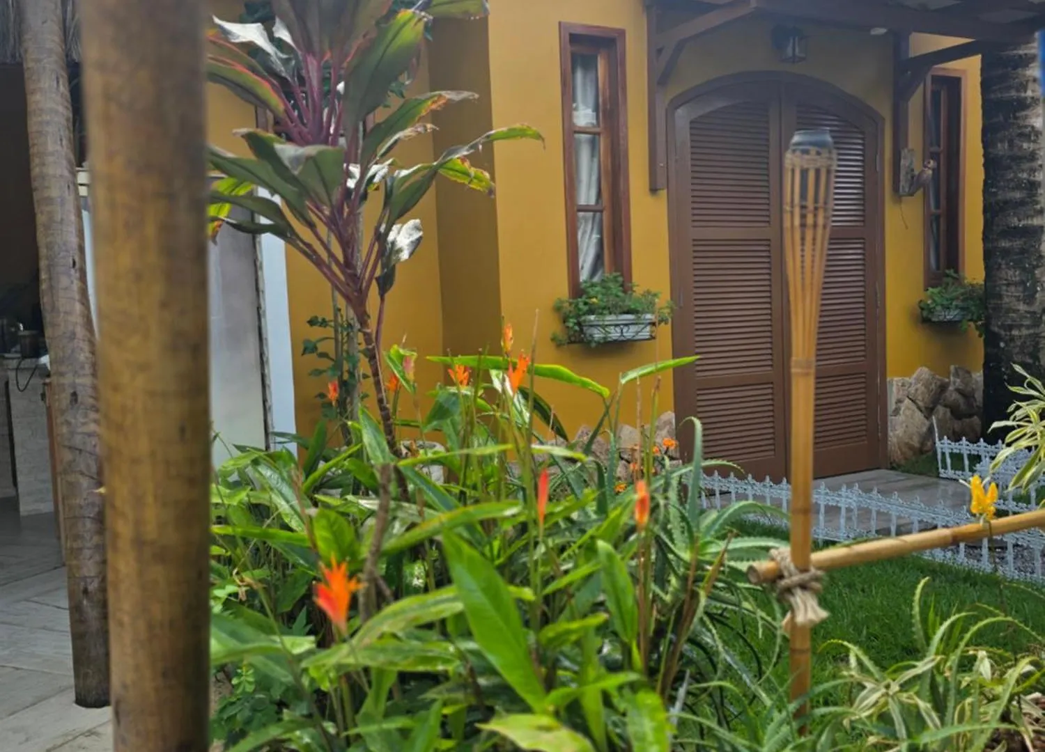 Recanto Das Borboletas Armacao dos Buzios Bed & Breakfast